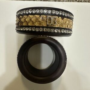 Dolce & Gabbana Wooden
Python Snake Skin Crystal DG Charm
Bangle Bracelet